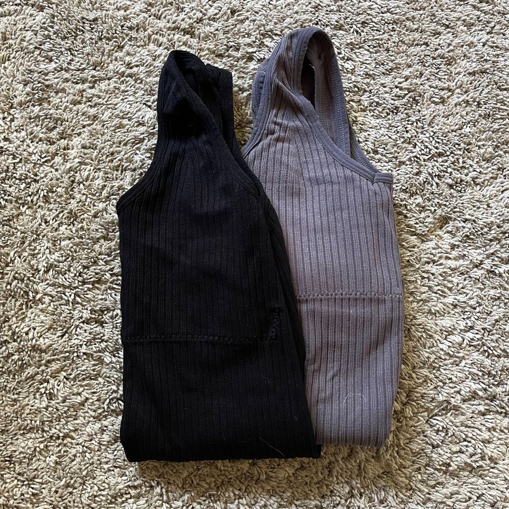 Set of Two Ribbed Tank Tops